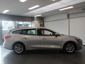 Ford Focus Wagon 1.0 EcoBoost Trend Edition Business Navigatie, Cruise contr