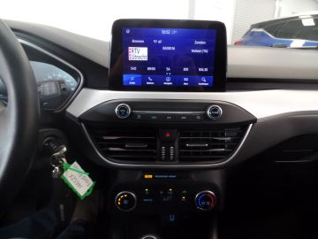 Ford Focus Wagon 1.0 EcoBoost Trend Edition Business Navigatie, Cruise contr
