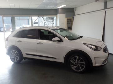 Kia Niro 1.6 GDi Hybrid ExecutiveLine Navigatie, Achteruitrijcamera, Clima