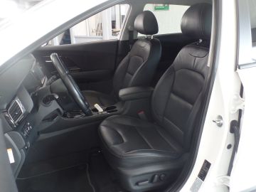 Kia Niro 1.6 GDi Hybrid ExecutiveLine Navigatie, Achteruitrijcamera, Clima