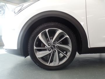 Kia Niro 1.6 GDi Hybrid ExecutiveLine Navigatie, Achteruitrijcamera, Clima