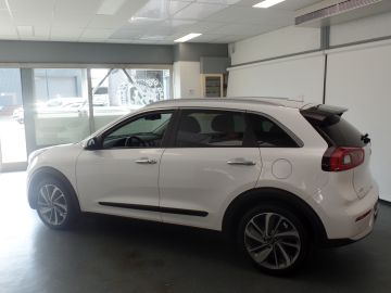Kia Niro 1.6 GDi Hybrid ExecutiveLine Navigatie, Achteruitrijcamera, Clima