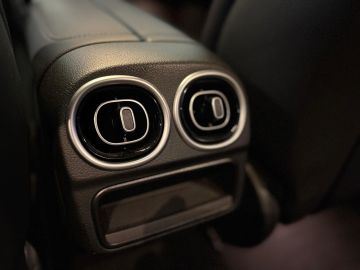 Mercedes-Benz C-Klasse Estate 220D AVANTGARDE-PANORAMADAK-TREKHAAK-SFEER-CAMERA-COMPLEET