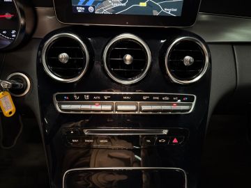 Mercedes-Benz C-Klasse 180 Avantgarde-COMAND-LED HIGH-STOELCOMFORT-VOLLEDIG ONDERHOUD