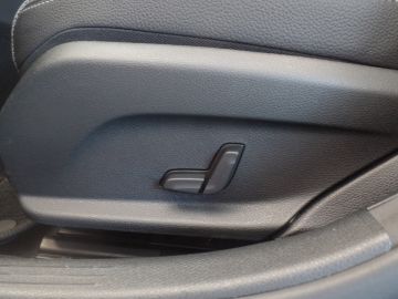Mercedes-Benz C-Klasse 180 Business Solution Automaat, Navigatie, Clima controle, Cruise