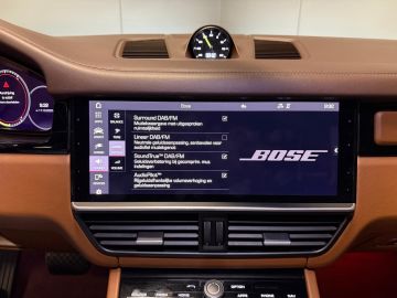 Porsche Cayenne Coupé 3.0e Hybrid KRIJT-SPORT DESIGN-CLUBLEER-PANO-STOELEN 18 VOU