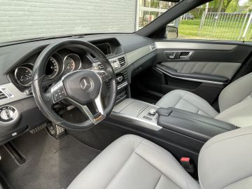 Mercedes-Benz E-Klasse 300 AMG-Style - ILS - Stoelmemory - Etc.