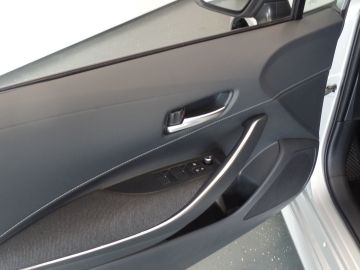 Toyota Corolla Touring Sports Hybrid 140 Active, Automaat, Navigatie, Clima controle, Achteruit