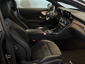 Mercedes-Benz C-Klasse Coupé 180 Face Lift AMG STYLING-CAMERA-DIGI DASH-COMPLEET