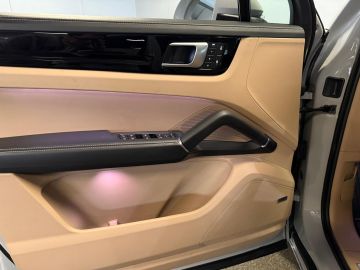 Porsche Cayenne Coupé 3.0 E-Hybrid Platinum Edition SPORT DESIGN-PANO-LUCHTV-STOE
