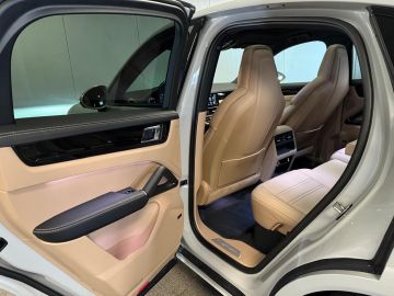 Porsche Cayenne Coupé 3.0 E-Hybrid Platinum Edition SPORT DESIGN-PANO-LUCHTV-STOE
