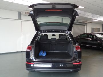 Volkswagen Golf Variant 1.0 eTSI Life Business Automaat,  Navigatie, Clima contro