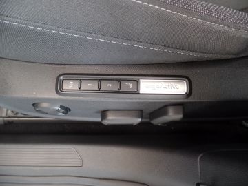 Volkswagen Golf Variant 1.0 eTSI Life Business Automaat,  Navigatie, Clima contro