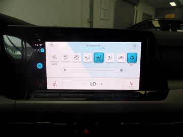 Volkswagen Golf Variant 1.0 eTSI Life Business Automaat,  Navigatie, Clima contro