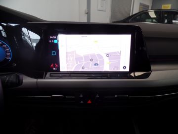 Volkswagen Golf Variant 1.0 eTSI Life Business Automaat,  Navigatie, Clima contro