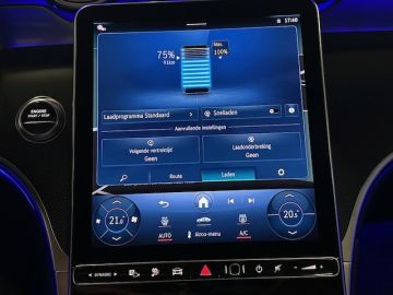 Mercedes-Benz GLC 300e 4 Matic Avantgarde Advanced-PANORAMA-TREKHAAK-KEYLESS-MEMORY