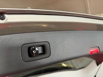 Mercedes-Benz GLC 300e 4 Matic Avantgarde Advanced-PANORAMA-TREKHAAK-KEYLESS-MEMORY