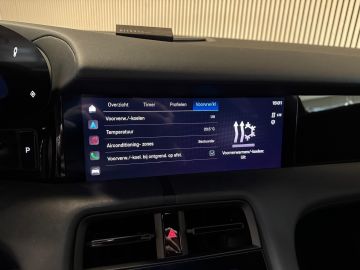Porsche Taycan Performance 84 kWh 381 PK-WARMTEPOMP-ADAPTIEVE CRUISE-PASM-STOELV