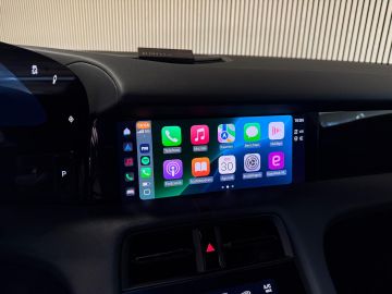 Porsche Taycan Performance 84 kWh 381 PK-WARMTEPOMP-ADAPTIEVE CRUISE-PASM-STOELV