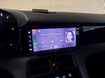 Porsche Taycan Performance 84 kWh 381 PK-WARMTEPOMP-ADAPTIEVE CRUISE-PASM-STOELV