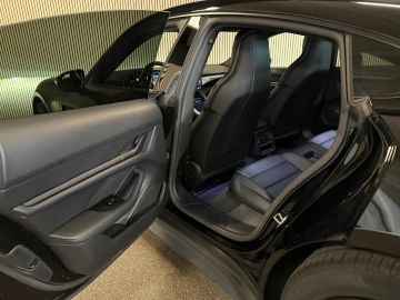 Porsche Taycan Performance 84 kWh 381 PK-WARMTEPOMP-ADAPTIEVE CRUISE-PASM-STOELV