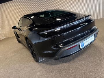 Porsche Taycan Performance 84 kWh 381 PK-WARMTEPOMP-ADAPTIEVE CRUISE-PASM-STOELV