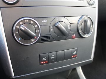 Mercedes-Benz B-Klasse 180 CDI/Sport/Airco/Cruise/Pts/Trekhaak/17 inch