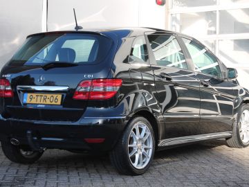 Mercedes-Benz B-Klasse 180 CDI/Sport/Airco/Cruise/Pts/Trekhaak/17 inch