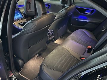 Mercedes-Benz C-Klasse 220D AMG STYLING-MEMORY-DISTRONIC-360 CAMERA-TREKHAAK-COMPLEET