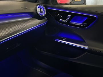 Mercedes-Benz C-Klasse 220D AMG STYLING-MEMORY-DISTRONIC-360 CAMERA-TREKHAAK-COMPLEET
