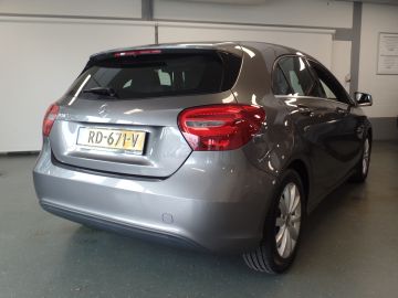 Mercedes-Benz A-Klasse 180 Business Solution Navigatie, Achteruitrijcamera, Cruise contr
