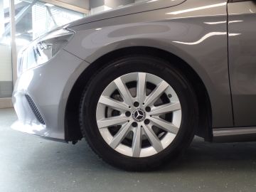 Mercedes-Benz A-Klasse 180 Business Solution Navigatie, Achteruitrijcamera, Cruise contr