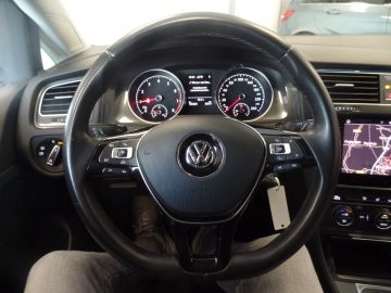 Volkswagen Golf 1.0 TSI Comfortline Navigatie, Clima controle, Cruise controle, P