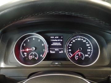 Volkswagen Golf 1.0 TSI Comfortline Navigatie, Clima controle, Cruise controle, P