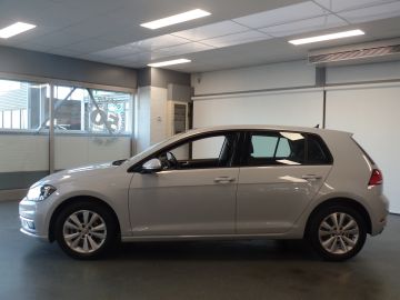 Volkswagen Golf 1.0 TSI Comfortline Navigatie, Clima controle, Cruise controle, P
