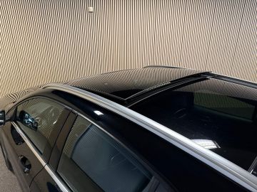 Mercedes-Benz GLA 200 AMG STYLING-PANORAMA-STOELVERWARMING-XENON-TREKHAAK-DEALER ON