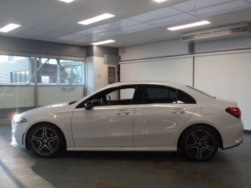Mercedes-Benz A-Klasse 180 Business Solution AMG Full options, Amg pakket!!, Navigatie, 