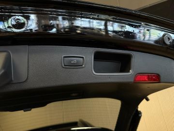 Porsche Macan 2.0-LUCHTVERING-PANORAMA-STOELEN 14 VOUDIG-CAMERA-STOELVENTILATIE