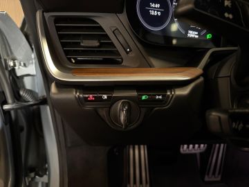 Porsche 911 3.0 Carrera-SCHUIFDAK-INNO DRIVE ADAPTIEF-SURROUND-PASM-21 INCH-O