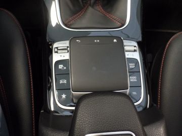 Mercedes-Benz A-Klasse 160 Advantage AMG pakket!! Full options, Navigatie, Achteruitrijc