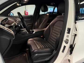 Mercedes-Benz EQC 400 4MATIC 80 kWh-SOH 95%-AMG STYLING-TREKHAAK-MEMORY-STOELVENTIL