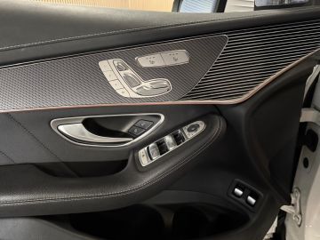 Mercedes-Benz EQC 400 4MATIC 80 kWh-SOH 95%-AMG STYLING-TREKHAAK-MEMORY-STOELVENTIL