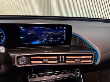 Mercedes-Benz EQC 400 4MATIC 80 kWh-SOH 95%-AMG STYLING-TREKHAAK-MEMORY-STOELVENTIL