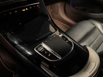 Mercedes-Benz EQC 400 4MATIC 80 kWh-SOH 95%-AMG STYLING-TREKHAAK-MEMORY-STOELVENTIL