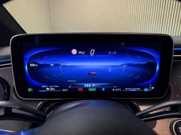 Mercedes-Benz EQE 300 AMG Styling 89 kWh-PANORAMA-NIGHT-MEMORY-ACC-CAMERA-ZEER COMP