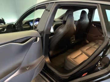 Tesla Model S 75D AWD 334 PK-SOH 90%-PANORAMA-AUTOPILOT 2.5-COMPLEET