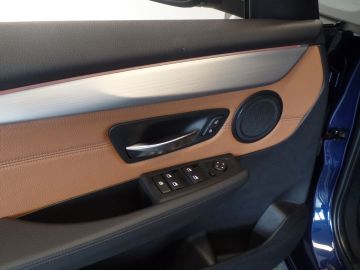 BMW 2 Serie Active Tourer 220i Executive Automaat 192pk!! Full options!, Navi