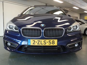 BMW 2 Serie Active Tourer 220i Executive Automaat 192pk!! Full options!, Navi