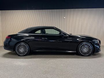 Mercedes-Benz CLE Cabriolet 200 AMG STYLING-AIRSCARF-MEMORY-360 CAMERA-TREKHAAK-ZEE