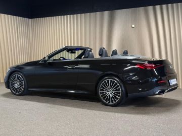 Mercedes-Benz CLE Cabriolet 200 AMG STYLING-AIRSCARF-MEMORY-360 CAMERA-TREKHAAK-ZEE